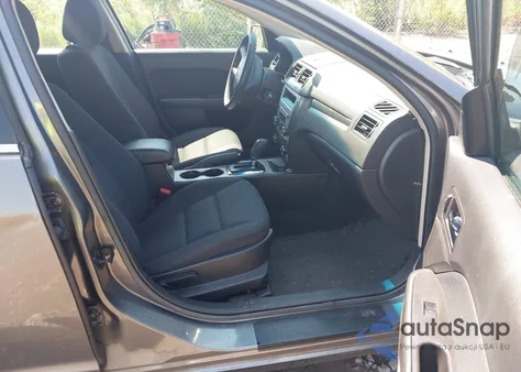 2012 Ford Fusion Se z USA, uszkodzony, nr VIN 3FAHP0HA3CR431079